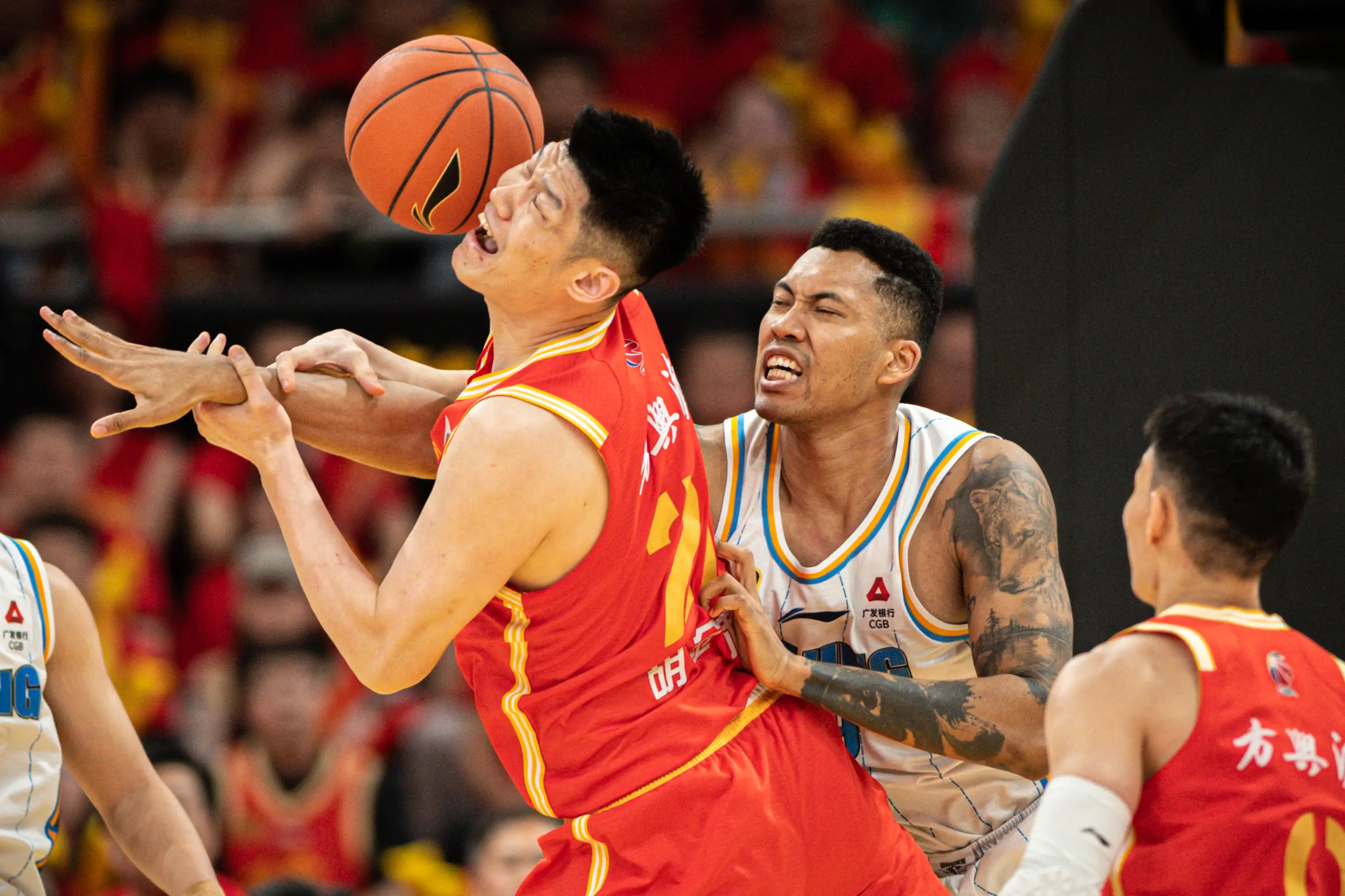 马赛迎CBA季后赛关键赛;赛后门线救险;引发热议;赛程密集仍需轮换的简单介绍 马赛迎CBA季后赛关键赛;赛后门线救险;引发热议;赛程密集仍需轮换的简单介绍